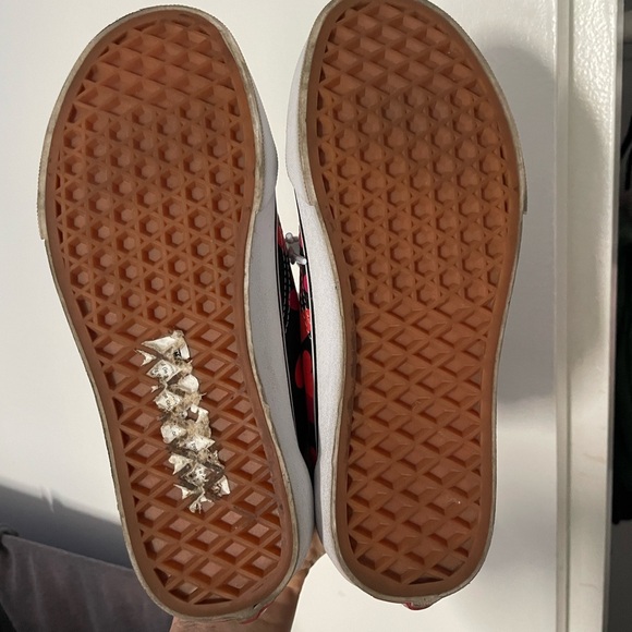 Vans Old Skool 'Valentines Hearts 💕 - Picture 4 of 7